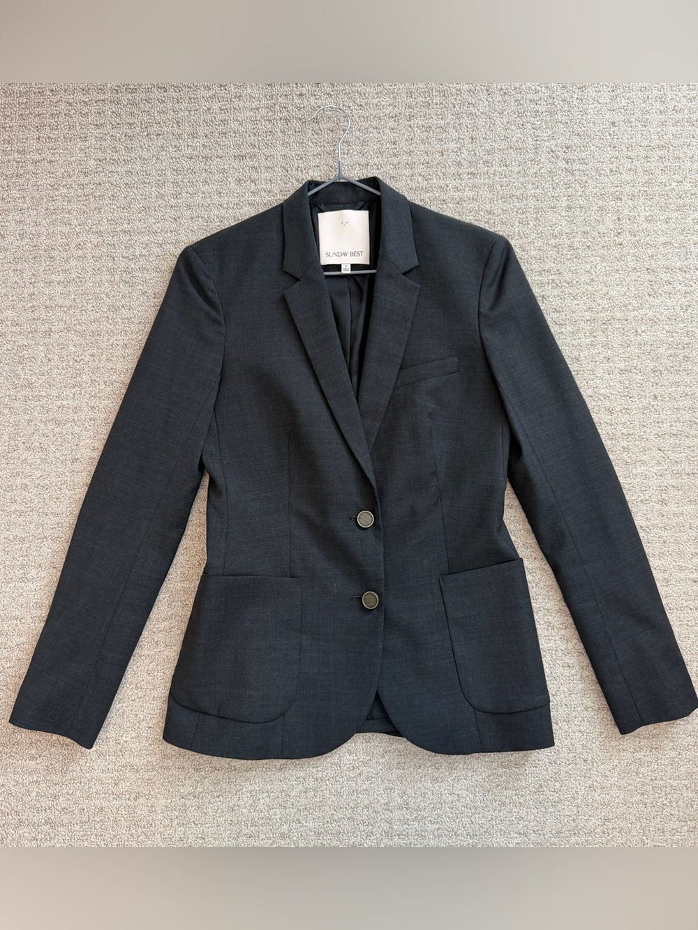 NEW Aritzia Sunday Best Charcoal Gray Tailored Women's Blazer - size 0